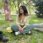 Ter Instagram - flipo con haber hecho una foto flor bicho IDÉNTICA al cuadro de mi último vídeo, t juro q es una foto real no está hecha con midjourney afgsjgsfffsf