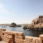 Tere Kuster Instagram - Hoy fuimos al templo de Philae - Dedicado a Isis, diosa del amor. Es una belleza artística inexplicable. Está ubicado en una pequeña isla a la que solo se puede acceder en barco. Lo potente de la historia de nuestros ancestros y la belleza de los lugares que conservan esa magia de lo que fué, es alucinante .