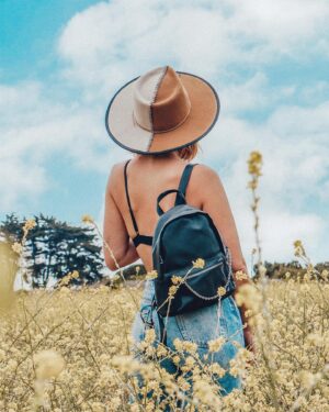 Tere Kuster Instagram - Hey Cariño, hoy es lunes de novedades y quiero contarles de || DAHLA || una nueva marca femenina exclusiva de @falabella_cl, con una propuesta variada en vestuario, ropa interior y accesorios con una esencia sexy y lo mejor de todo: a precios muy convenientes.!

|| Exclusivo en Falabella.com ||

#DahlaEnFalabella