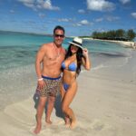 Teresa Giudice Instagram - Let’s get Lost in Paradise 🏝️ #paradise #famiglia #fireworks 💕