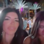 Teresa Giudice Instagram - Happy New Year 🎆 2024 #happynewyear #family #2024 #bahamas 🤍🖤
