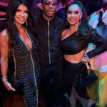 Teresa Giudice Instagram - Happy New Year 🎆 2024 #happynewyear #family #2024 #bahamas 🤍🖤