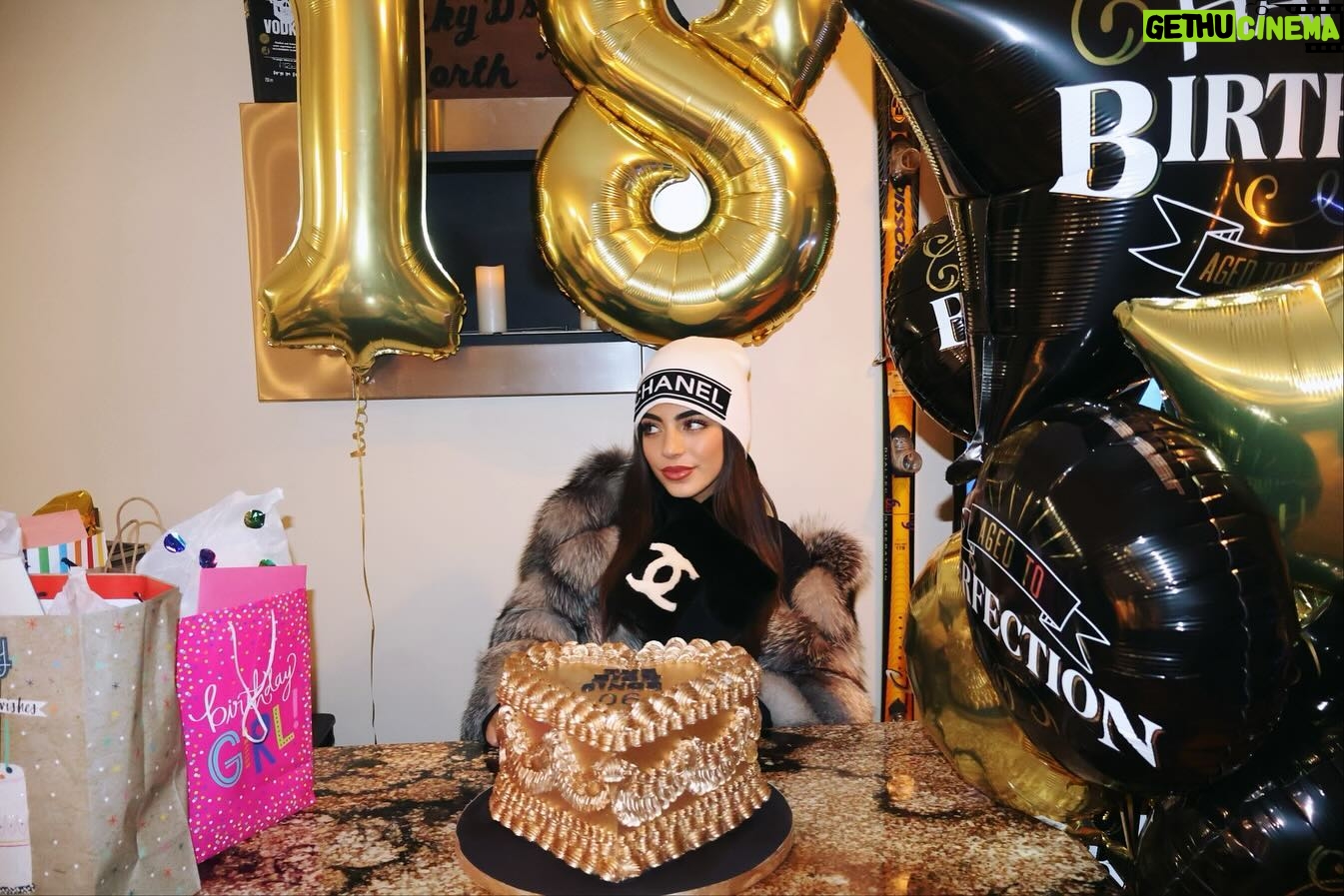 Teresa Giudice Instagram - Happy 18th Birthday my beautiful @milania.ggiudice Love you to infinity & and beyond 🩷🎂🎉🎊💕🎈🔥😘 #iconic #18 #happybirthday