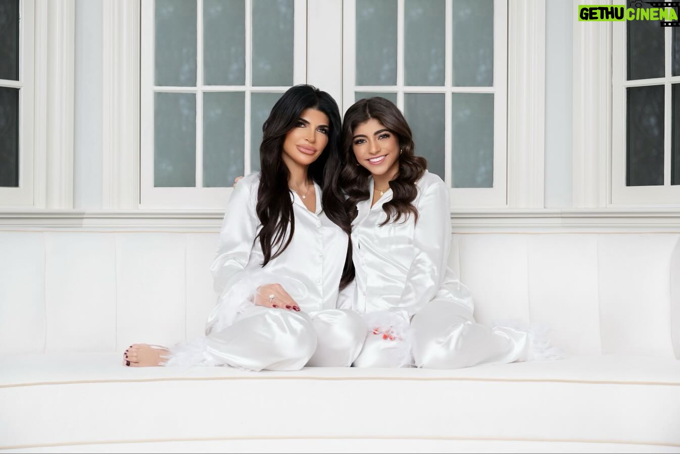 Teresa Giudice Instagram - Love my Family ❤️🎄 #familyfirst #lovelovelove #blendedfamily