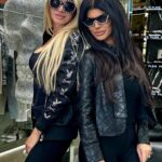 Teresa Giudice Instagram – The power of two: blonde and brunette🛍️