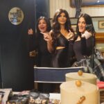 Teresa Giudice Instagram - Funny Night ahead …Let’s Go ✔️ Tune in to @fallontonight @11:35pm est #nbc #nbcstudios #bravo #rhonj #bravotv • • • 💋Hair by @luciacasazza @luciahairextensions available @cazoobeauty 💋Makeup @priscilladistasio