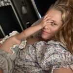 Teresa Palmer Instagram – Talking motherhood, home birth, hospital birth, co-parenting & mum/work juggle with the incandescent @toripraver on this weeks episode of @themotherdazepodcast. Loved hearing all of these beautiful stories and what a blended family inspiration!! OUT NOW wherever you get your podcasts xx