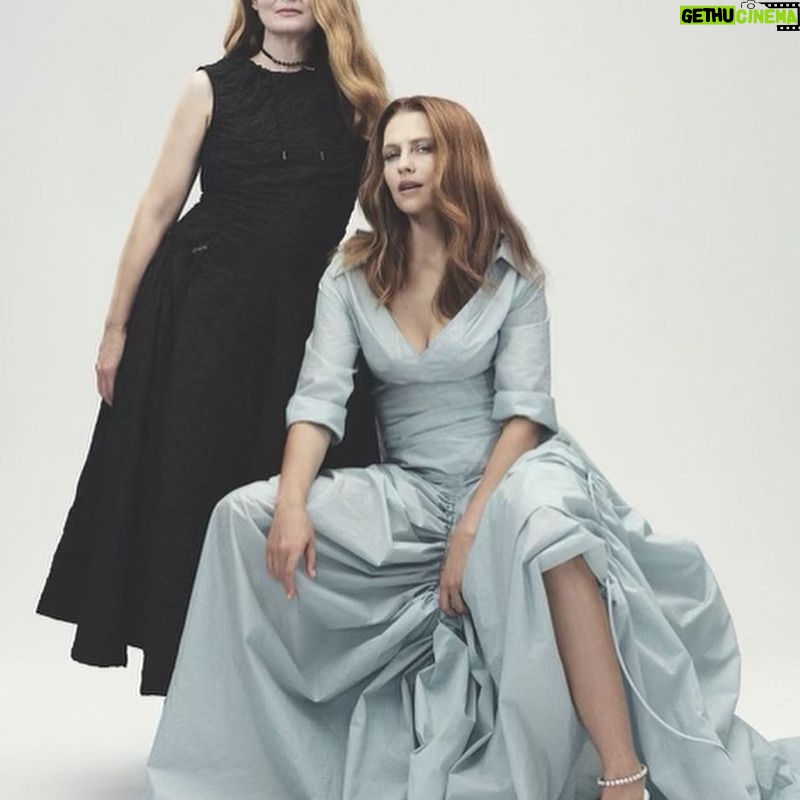 Teresa Palmer Instagram - Thank you @tmagazineau for the cover shoot, what a dream to be opposite the incomparable @miranda.otto. Celebrating our show #theclearing out now on @disneyplusau @disneyplus and @hulu (New episodes dropping every Wednesday!) We had such a dream team for this shoot, a huge thanks to the people who made it happen; Photography – @_hannahscottstevenson Styling - @nbonython Hair - @michmcquillan Makeup - @victoriabaron Article – Helen Hawkes @the_little_green_room_ T Australia Editor in Chief - @lifeofkatarina Publicist: @janeylunn of @lunnandco_agency ☀️☀️☀️🌙🌙🌙🌷🌷🌷