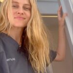 Teresa Palmer Instagram - I was lucky enough to be invited to try the comprehensive whole body @prenuvo scan. I’m doing this because cancer runs rife in my family on both sides (especially breast cancer) and I wanted to get proactive with my health. With 5 kids, I’m so often the very last person on my priority list. Upon reflection I know that I need to really shift some focus into preventative wellness and self care and showing up and doing this scan was a part of that change. I had a wonderful experience @prenuvo, in fact I was so relaxed I jolted awake a few times, I must’ve needed a mama moment to myself for some rest. The technicians were beautiful and explained everything thoroughly. My results will be here in a few days and I’ll share them with you. ⁣ ⁣ If you have the means, or have a bunch of loved ones that can pitch in to offer this scan for you, it’s the kind of investment that can change your life. Click the link in my bio or stories for $300 off your scan. #prenuvo #partner