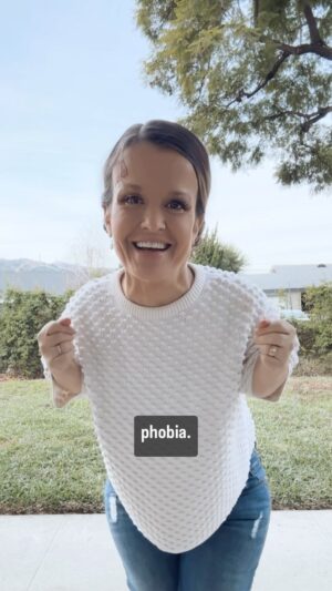 Terra Jolé Instagram - How would you respond?  The sad part is, this is a real thing.  This is a small piece of reality that some little people encounter from time to time.  I didn’t post this for anyone’s sympathy, only to hopefully help everyone realize we are all human beings.  I’ll never be scared or uncomfortable around anyone no matter what shell they are living life in. I love you all.🤟🏼. #learnalittlebyalittle #dwarfism #dwarfismawareness #littlepeople #littleperson
