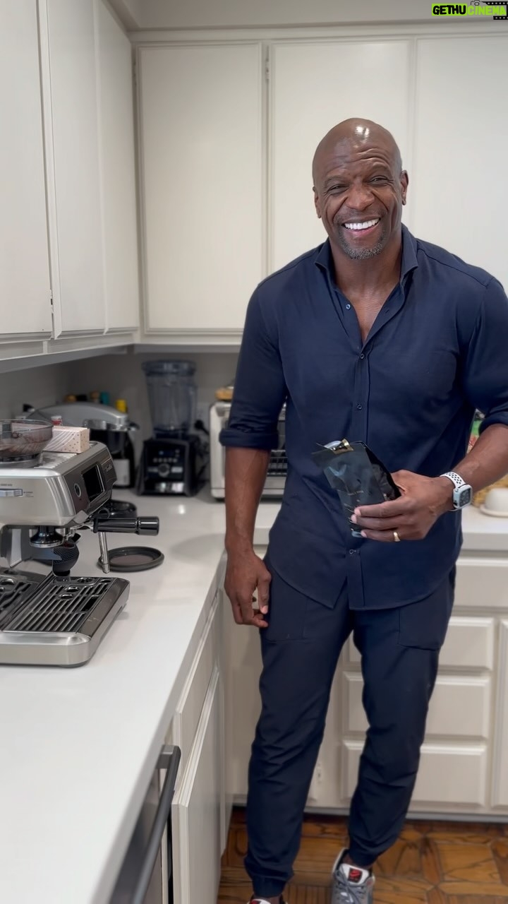 Terry Crews - 128K Likes - Question is, would you buy one? 🌭
#hotdogs #baseball