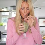 Tess Daly Instagram - ad 🍌 🍓 🫐 @Vitabiotics Wellwoman = My morning routine. @vitabiotics #IamWellwoman #Wellwoman #Vitabiotics