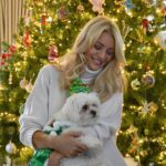 Tess Daly Instagram - Getting in to the Christmas spirit with this one 🐶✨