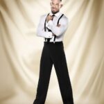 Tess Daly Instagram – Such terribly sad news today. Gone too young @robinwindsor 💔
Your infectious personality, energy and talent will be deeply missed by all who knew you. My heart goes out to your loved ones at this time ♥️