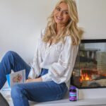 Tess Daly Instagram - ad | New year but same routine! Because if it ain’t broke… 💫 Wellwoman Gummies include 22 nutrients, with vitamin D and folic acid which contribute to the normal function of the immune system. @vitabiotics #IamWellwoman #Wellwoman #Vitabiotics