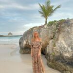 Tess Daly Instagram - Paradise can wait for now, back to the school runs and the radio @vernonkay 🙏🚗 Thanks for the memories @destinologyholidays @edenroccapcana ✨ . #ad