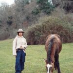 Tess Masazza Instagram – Quei posti che ti fanno sentire subito meglio. 🐴
#valledelsorbo