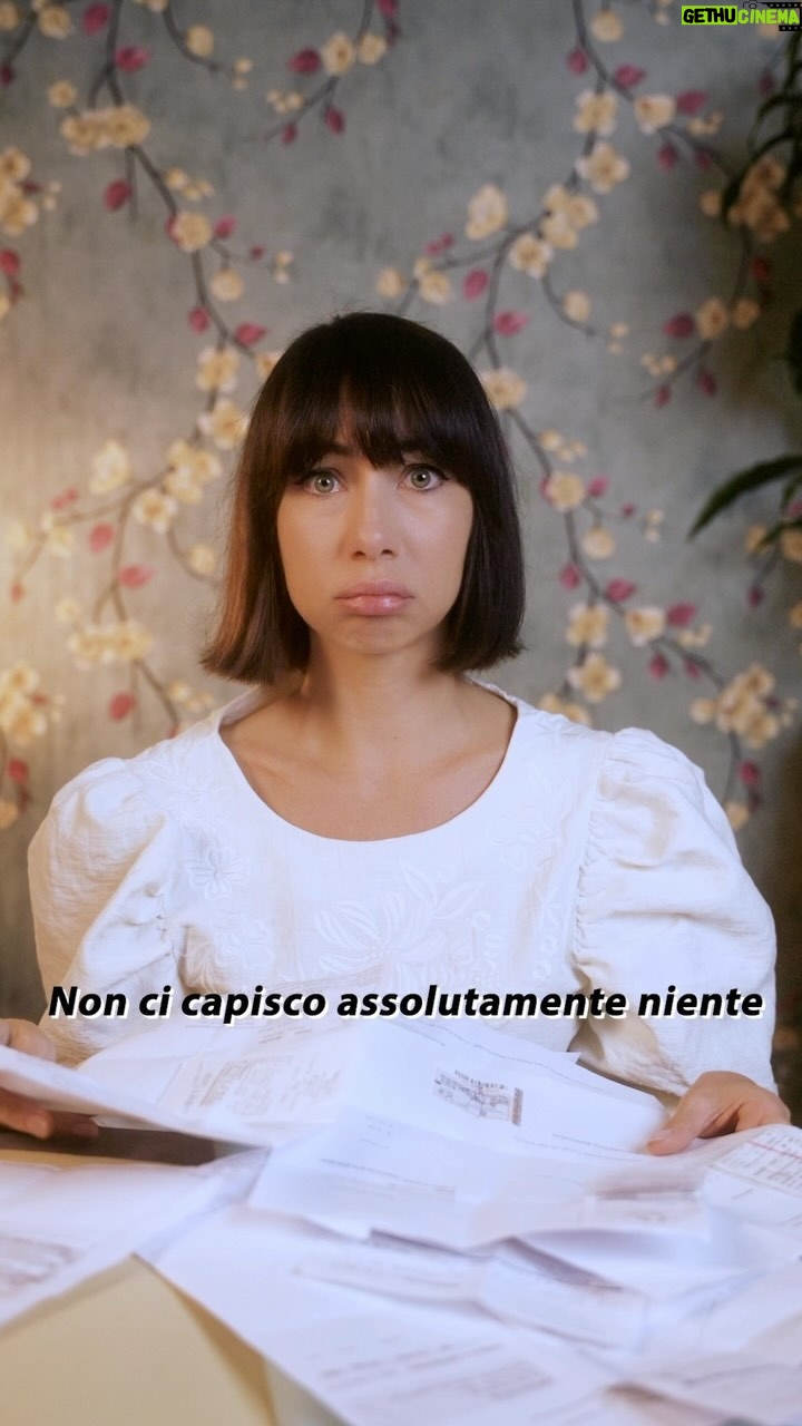 Tess Masazza - 29.1K Likes - Quando ti fai il caschetto ed entri in modalità Amélie Poulain.
Riprese di @_matteomartinez_
#ilfavolosomondodiamelie #lefabuleuxdestindameliepoulain
#caschetto
#insopportabilmentedonna