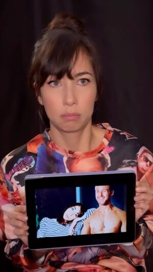 Tess Masazza Instagram - E comunque meno male che Ryan non sa (e non saprà mai) della mia esistenza. 😅

#fannumero1 #ryangosling #insopportabilmentedonna #themasazzolsing