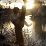 Tess Masazza Instagram - Ho iniziato a praticare Kung Fu durante un periodo particolare della mia vita. Avevo bisogno di sfogarmi sia fisicamente che mentalmente, pur imparando qualcosa di nuovo. Ho poi capito che in realtà non era così lontano da me perché il Kung Fu non è solo una disciplina da combattimento ma anche danza, meditazione e cultura.