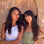 Tess Masazza Instagram - The Masazza in the desert 🐪 @andiemasazza #tunisia #family #TheMasazza