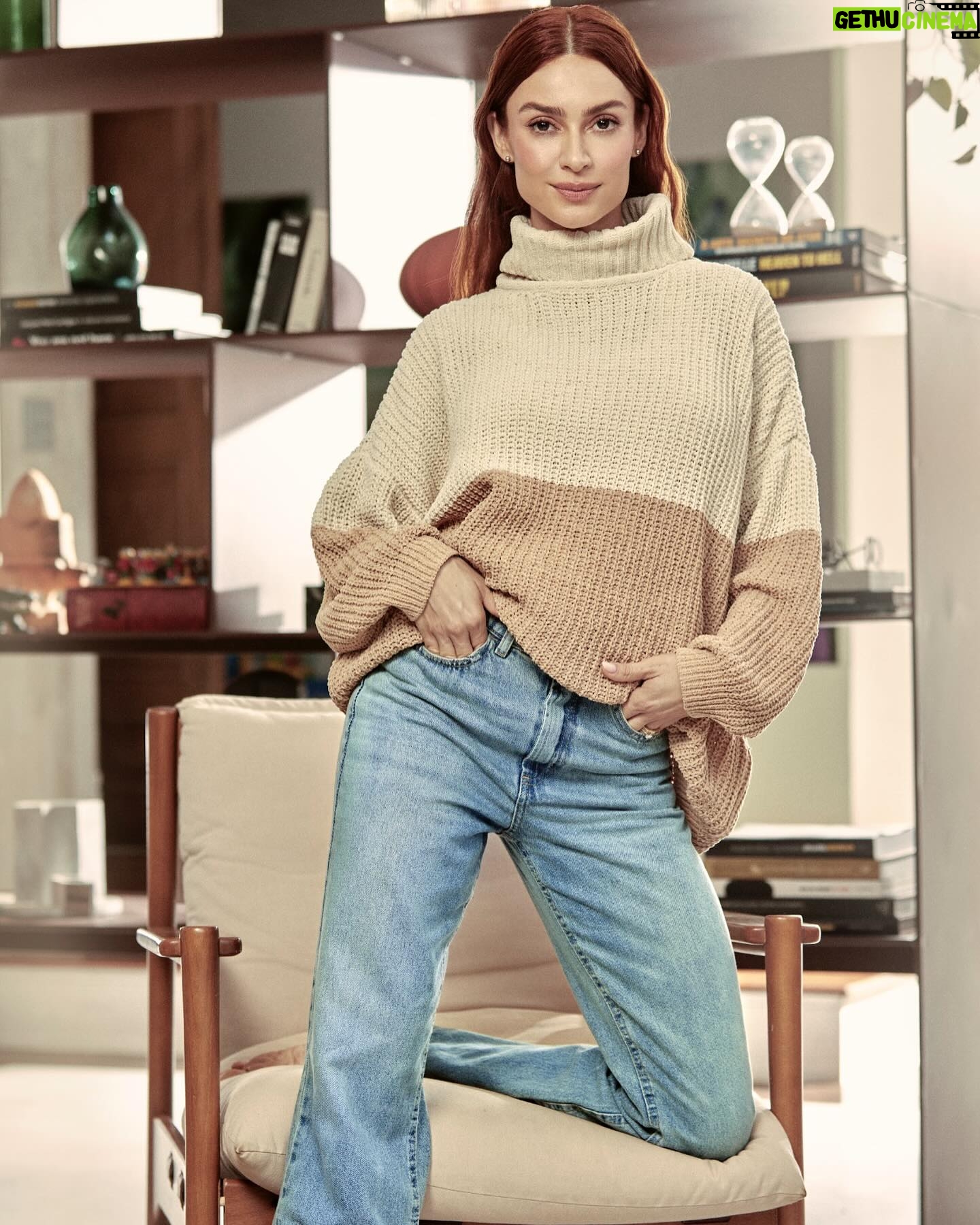 Thaila Ayala Instagram - Quem mais amou as roupas que usei na campanha de Dia das Mães da @riachuelo? Vocês sabem sou apaixonada com peças que oferecem conforto e estilo de uma vez só, né? E os esses looks estão lindos 🥰 Arrasta para o lado e confira alguns ✨ Aproveita e garante o presente da sua mãe com a Riachuelo porque tem peças incríveis que ela vai amar, a partir de R$29,90 😍 A campanha tá tudo de bom! 💘 #diadasmaes #presentediadasmaes #belezafeminina #DiaDasMaesRiachuelo *publi