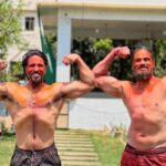 Thakur Anoop Singh Instagram – Aankh main gulaal daalne gaya putra, Lo hogayi Mahabharat! 

This Holi is complete with Putra Duryodhan @arpitranka and our Kulvadhu and my dear पौत्रा’s (grand kids) with our parents. Been a long time since I truly enjoyed the festival. Wish you all a happy holi my friends ❤️ Pranipaat!