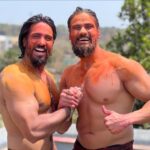 Thakur Anoop Singh Instagram – Aankh main gulaal daalne gaya putra, Lo hogayi Mahabharat! 

This Holi is complete with Putra Duryodhan @arpitranka and our Kulvadhu and my dear पौत्रा’s (grand kids) with our parents. Been a long time since I truly enjoyed the festival. Wish you all a happy holi my friends ❤️ Pranipaat!