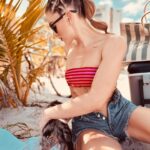 Thalí García Instagram – On this week’s episode… 🌭❤️‍🔥 #beachlife 

#4 my fav. 🥹