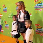 Thalí García Instagram - Hace 10 años protagonizaba @onceonceenmicuadranadacuadra para @nickelodeonla tuve el honor de abrir el concierto de los @kcamexico 2013 con un opening espectacular, al lado de @jaimecamil & @jerryvelazquez fue sin duda una de las experiencias más mágicas de mi carrera, por que yo crecí viendo Nick, viendo los premios, deseando ser bañada con slime, jamás me imaginé que un día, sería nominada a actriz favorita ó sostener un blimp con mis propias manos. Hoy llegar a la alfombra naranja de la mano de mis hijos, fue un regalo al corazón, gritaron y gozaron de felicidad! @dimenena gracias por esta hermosa invitación… Total look x3 : @poloralphlauren 🧡 #kca2023 #kcamexico #nickfamily #nickelodeon #goals #matchingoutfits #xoxo