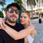 Thalí García Instagram - El matrimonio es complejo. El matrimonio es difícil. El matrimonio es retador. El matrimonio es desafiante. El matrimonio no es para todos. El matrimonio es monotonía. El matrimonio es reinventarse. El matrimonio es volver a intentar. El matrimonio es acompañamiento. El matrimonio es ternura. El matrimonio es pasión. El matrimonio es amor incondicional. El matrimonio es compromiso & libertad. El matrimonio es complicidad. El matrimonio es redituable. El matrimonio es sin duda: la decisión más longeva, más difícil de sostener, pero la más gratificante. Hace 7 años decidí caminar esta vida de tu mano y aunque por momentos pensé que esta historia había llegado a su fin, hoy te digo sí en el amor, sí, a seguir construyendo juntos, a guerrearla juntos, a seguir recorriéndonos el mundo tomados de la mano. Tener que despedirnos una vez más, es algo que no quisiera tener que hacer nunca más, pero la vida es para los valientes & el amor también, para quienes tienen el coraje de vivirla y de sentirlo. Así que nos toca seguirnos apoyándonos en nuestros sueños, así esos sueños nos lleven a códigos postales distintos de vez en cuando, creo en ti, me siento super orgullosa de tu talento y todo lo que haz & seguirás logrando, te mereces todo lo bueno que te sucede, tienes todo mi respeto y admiración. Gracias también, porqué desde que nos conocimos, nunca quisiste cortar mis alas, respetaste mi libertad, mi particular forma de ver la vida y eso hace que te ame, aún más. Te he echado mucho de menos, pero se que la espera valdrá la pena. @felipeaguilardulce 🐹♥️
