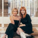 Thalí García Instagram – Amamos el mini #blondebob de @thaligarcia Si recordáis, transformamos su color a rosa para uno de sus proyectos, y días después volvimos al rubio. Trabajo de coloración minucioso y precioso por nuestra estilista Irene. Un rubio dorado achampanado que le da mucha luz a su tez dorada. Pelo @saloncheska Fotones por @tiempodecerezas #cabellodorado #goldenblonde #minihair #altapeluqueria #expertosencolor #rubiosperfectos