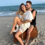 Thales Bretas Instagram - Viva @tamarabretas , minha irmãzinha, amor da minha vida há quase 36 anos!!! Tô muito feliz de poder estar perto de vc e comemorar mais esse ciclo do seu lado! Que você tenha tudo o que precisa, o que merece e o que deseja, sempre! Que o mundo seja gentil com você, te trate com carinho e amor. Eu vou te tratar sempre, pra sempre!! Te amo te amo te amo!!!