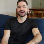 Thales Bretas Instagram – O que é mais fácil e o que é mais prazeroso na rotina de pais? Eu te conto no reels de hoje o que me dá mais prazer e também o que tenho mais dificuldade. E você, me conta também?

#paternidade #rotina