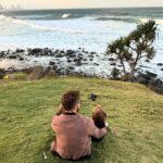 Thales Bretas Instagram - Paz… Pra começar a semana energizado pela força da natureza! E a emoção das ondas revirando nosso oceano.