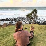 Thales Bretas Instagram - Paz… Pra começar a semana energizado pela força da natureza! E a emoção das ondas revirando nosso oceano.