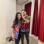 Thalita Latief Instagram - Slide ➡️ sampe akhir! 😌😅 Normal-merem-mulai-rusak- udalah terserah 🤣🤣😂 HAHAHAHAHAHA!!!!…. 😂 • setelah ratusan purnama akhirnya masnyah berhasil saya bujuk ikutan gameshow tv wohooow!!! 💃🏻🕺 • Btw kl pd ngeh… itu lipstick gue kayanya blepetan sampe ke gigi-gigi deh.. 😂😂😂 yatalaaaammm…. Lol 😂 HAHAHA!! • #happygolucky #blessed #grateful #happy #fun #positivevibes #family100