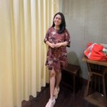 Thalita Latief Instagram - 🔆💃🏻😇 Tahun 2024 ini aku memutuskan utk memulai kembali perjalanan pola hidup sehatku bersama dokter @cissienugraha 😘 • Sebagai cancer survivor dan memiliki unstable hormones itu udah jadi part dlm hidup, utk itu aku kembali melakukan pola hidup sehat yg dokter cissie terapkan, supaya tubuh tetap stabil, pikiran happy, hormon kembali terjaga dan sehat sehat sehat 😍 • Selalu semangat dan pantang menyerah!!! 💪🏼 turun naik timbangan yg aku alamin ini purely side effect krn penyakit tapi banyak yg ga paham memang, gpp 😇 dibully, dihina dan di-julid-in bentuk tubuh juga udah sering wkwkw.. 😉 jadi ya biasa aja, gpp 😇 • Orang-orang disekitarku yg mengenalku, mencintaiku dan menyayangiku krn apa adanya diriku krn ketulusan sikap dan sifatku menjadi diriku sendiri 🥰 bukan asal menilai dan men-judge krn bentuk tubuhku 😉 • krn itu semua tidak akan membuat aku patah semangat utk tetap menjalankan pola hidup sehat dengan bimbingan dari dokterku 💕 • Tujuan nya apa? S-E-H-A-T 🤍 Bonus nya apa? Berat badan turun. Goals nya apa? Bentuk tubuh ideal. • Doakan ya teman” semua.. 😇🥰 Semoga usahaku tahun ini berhasil 💪🏼 • #2024backinshape #2024readyforcomeback #healthylifehappymind #polahidupsehat #happygolucky #positivevibes