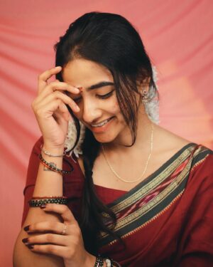 Thamizh Selvi Instagram - Felt so “Sundhari” 🦋