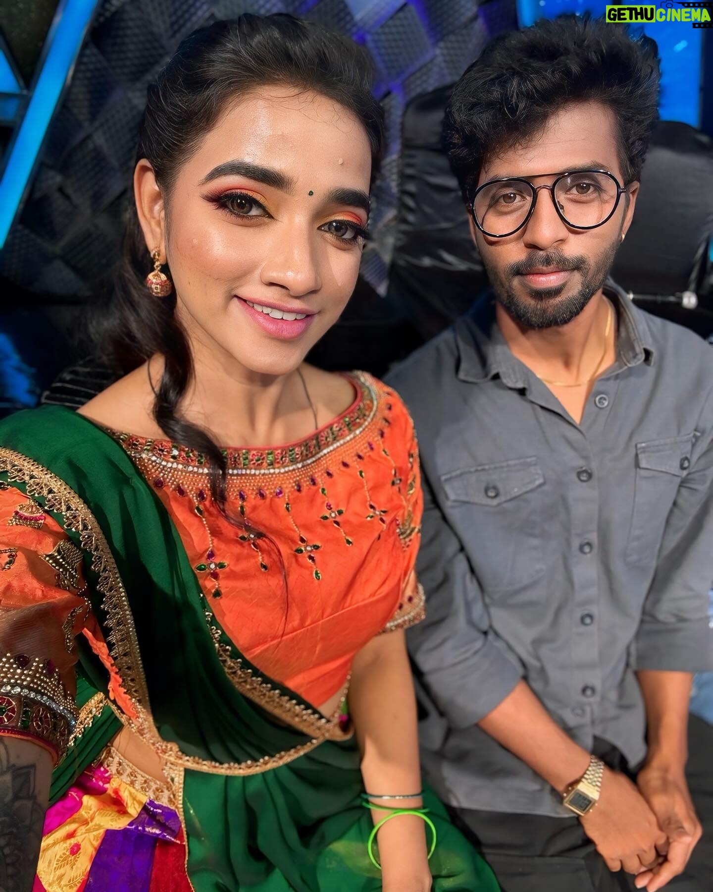 Thamizh Selvi Instagram - Looked so fine for the day ❤️🔥 MUA: @glownshine_bridalmakeover Costume : @hema_lingam_