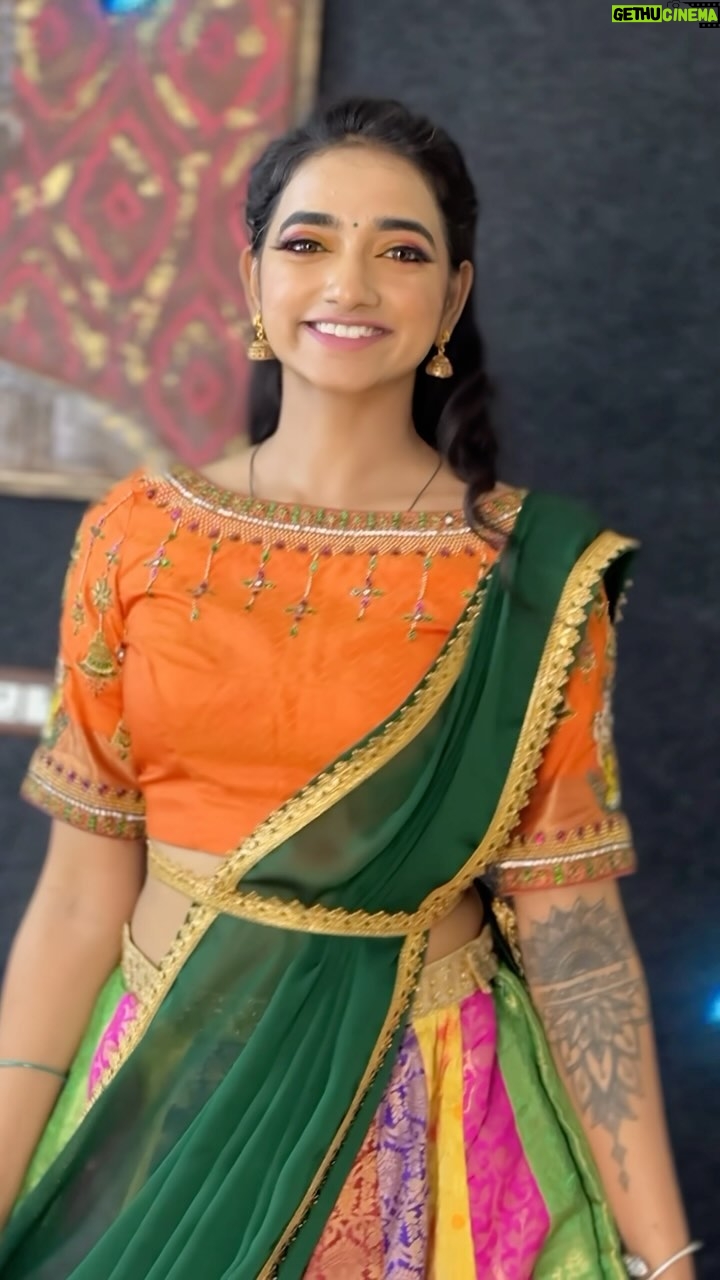 Thamizh Selvi Instagram - Vizhigal 🦋 MUA: @glownshine_bridalmakeover Costume: @hema_lingam_