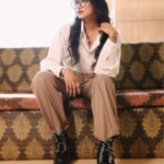 Thamizh Selvi Instagram - Because @iamsandy_off loved this outfit 🤍✨ The goal was to dress up like him and yes, successfully impressed him 🙈 MUA: @sri_makeoverz Photographer: @click_art_photograhy
