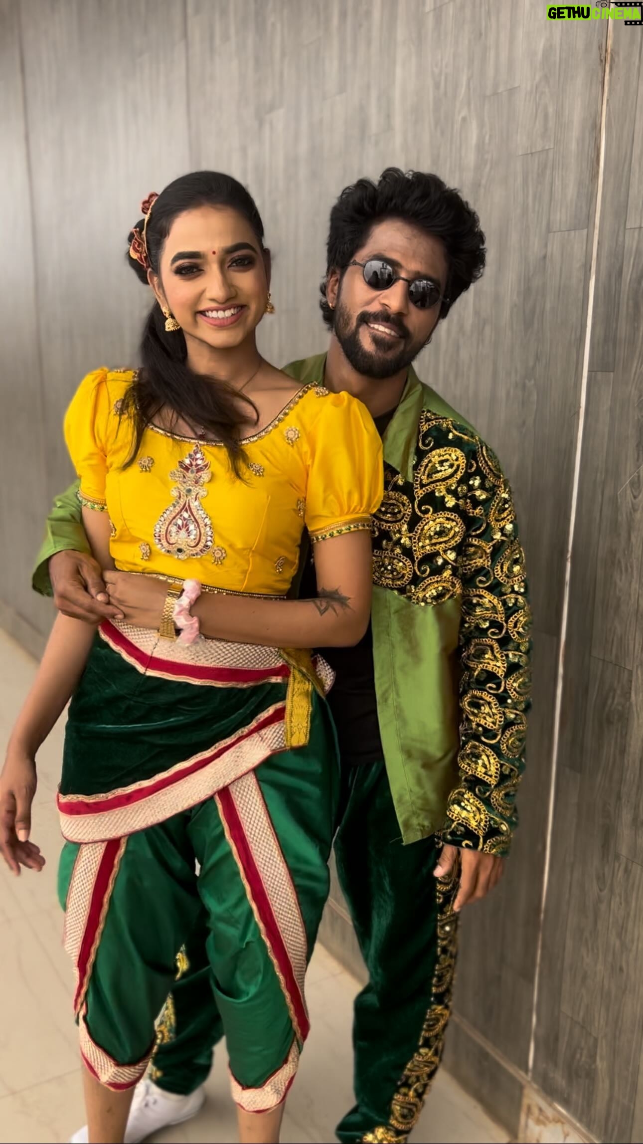 Thamizh Selvi Instagram - Paavam @prasanth_dancer_ 🥲🌝 Oru non dancer ah vechikitu avaru patta paadu irukeyy 😮💨