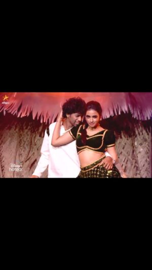 Thamizh Selvi Instagram - Haiyayoo 💥 That was unexpected! Watch us perform this weekend at @vijaytelevision 
@shashi_master_danster 
Makeup artist : @sri_makeoverz