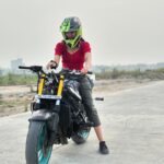 Thamizh Selvi Instagram - Experienced a 600cc for the first time 🔥 @m.s.kruba ‘s beast ⚡️ CBR600f4i