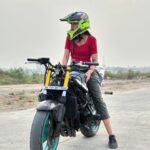 Thamizh Selvi Instagram - Experienced a 600cc for the first time 🔥 @m.s.kruba ‘s beast ⚡️ CBR600f4i