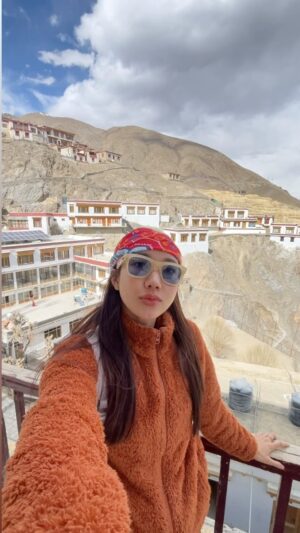 Thanwaporn Nasombat Instagram - นะโมจะเที่ยวเลห์ลาดักห์ แฮปปี้สุดๆ สมใจมาก สวยทุกระเบียดนิ้ว 🇮🇳🧡

#lehladakh #นะโมจะเที่ยว #india
