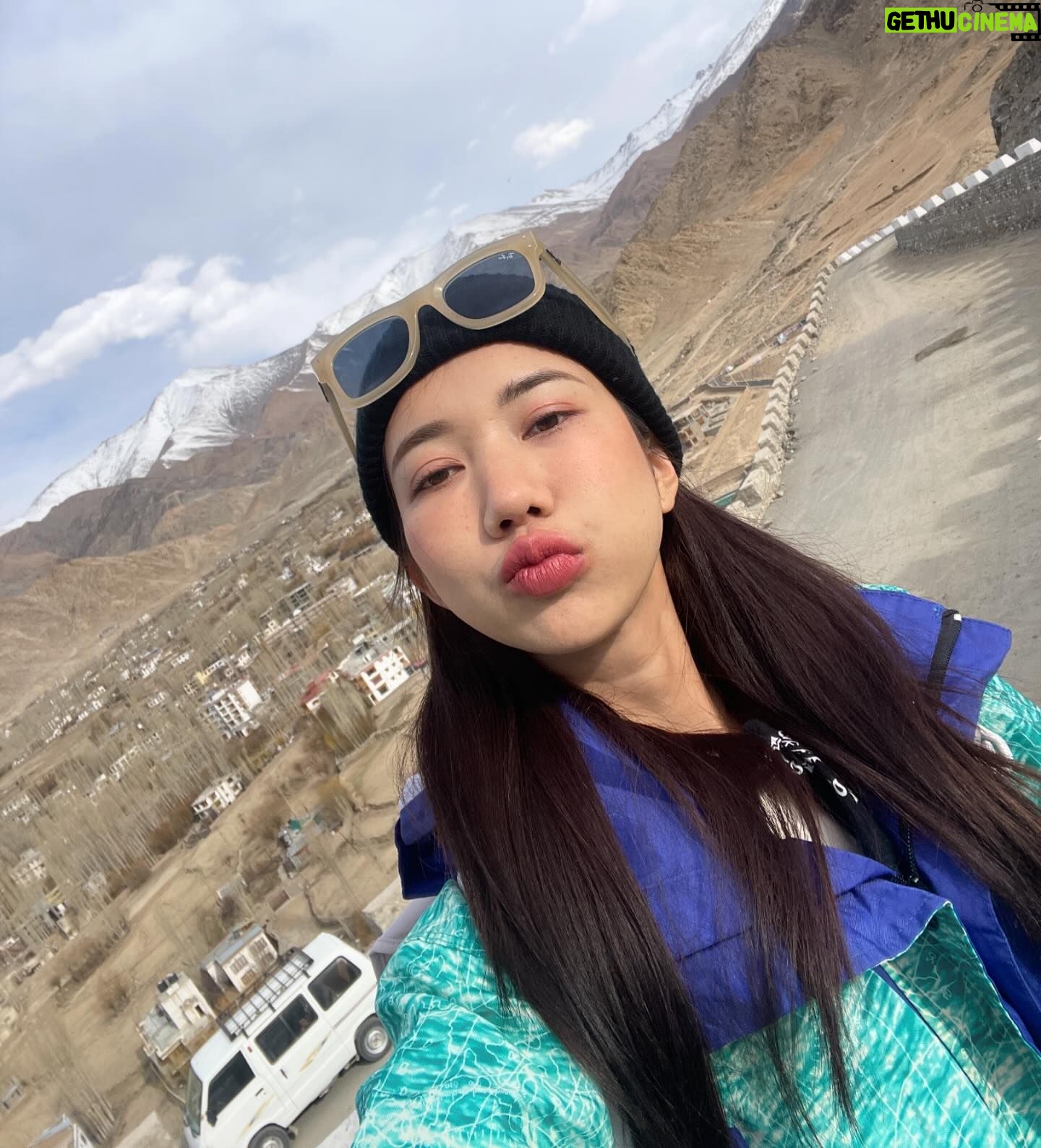 Thanwaporn Nasombat - 3 Likes - 🏔️🇮🇳