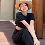 Thanwaporn Nasombat Instagram – คิดถึง 40 องศา ที่ไทยแล้ว 😂☀️

#นะโมจะเที่ยว