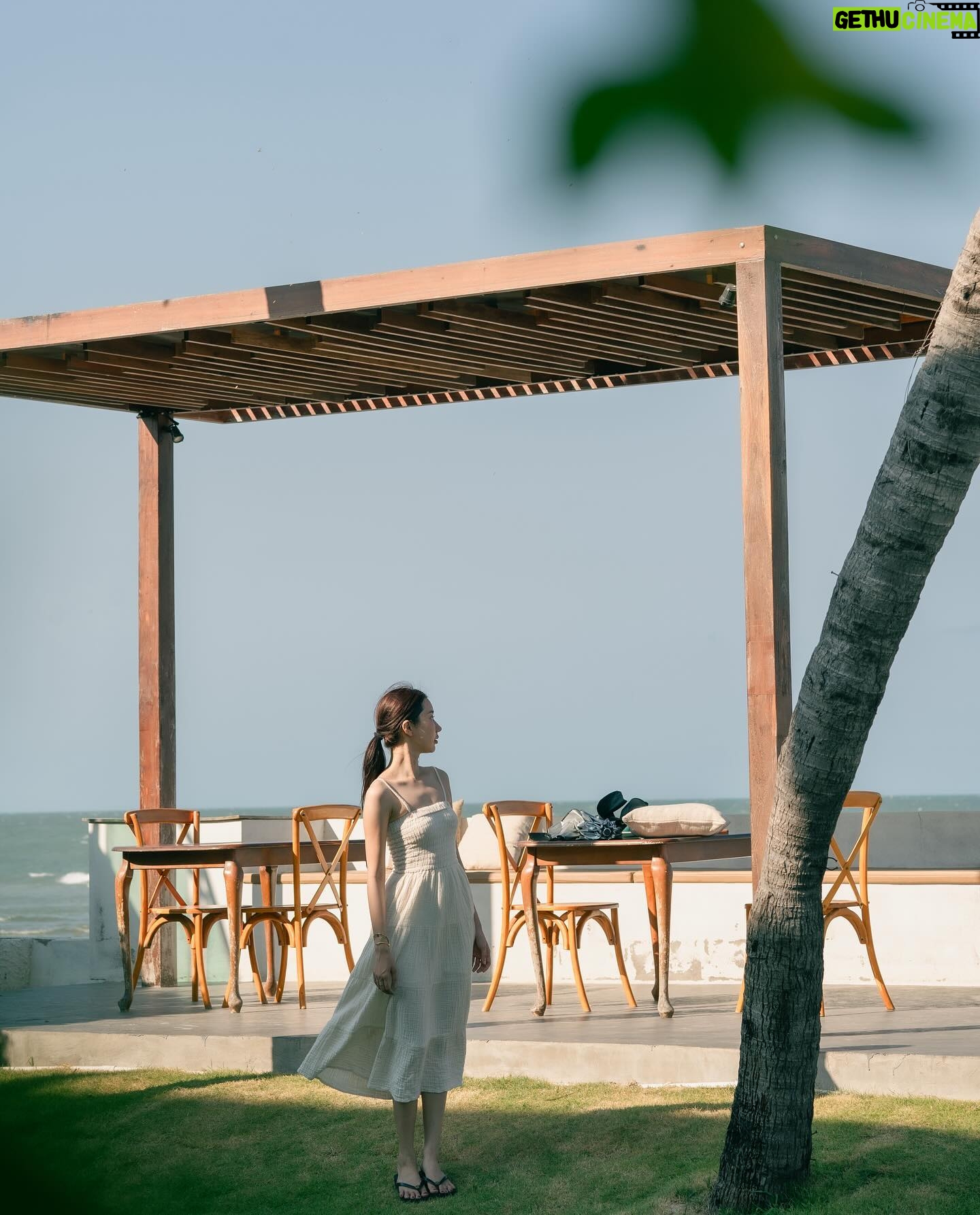 Thanwaporn Nasombat - 3 Likes - ร้านกาแฟลับๆริมหาดหัวหิน 🌴
มาทีไรก็ชอบ 🌊
#นะโมจะเที่ยว